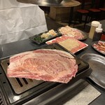 焼肉・ホルモン酒場 肉乃山 錦糸町店 - 