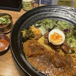 SPICY CURRY 魯珈 - 