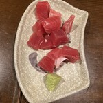 日本酒と個室居酒屋 まぐろ奉行とかに代官 - まぐろぶつ　110円