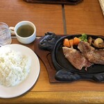 ステーキレストラン 味蕾館 - 