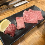 立喰い焼肉 治郎丸 - 