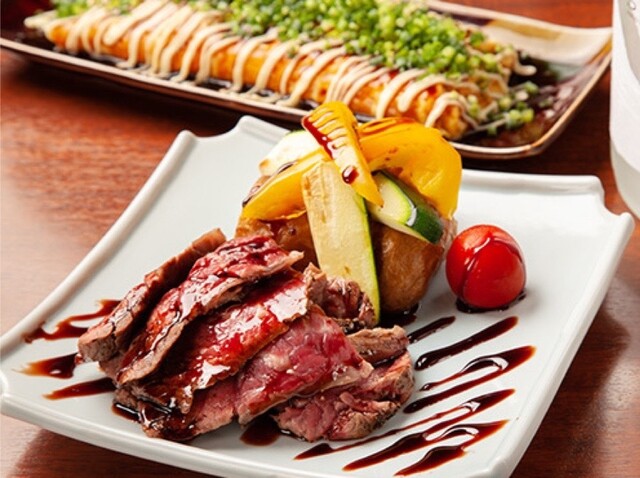 640x640_rect_726818a5d943d460e