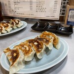 餃子と瓶 - 