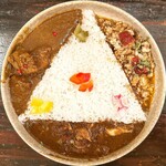 CURRY BAR シューベル - プレーンカリー3種盛り