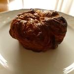 ル・ブルジョン - クイニーアマン220円（撮影2013年）