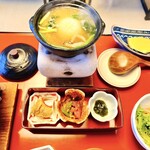 加賀屋 - 味噌汁の真ん中は丸豆腐