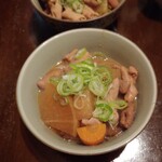 Yakitori Sumiya - 煮込み　380円　　食べ応えがある大根たっぷりの煮込みは箸がススム君です。