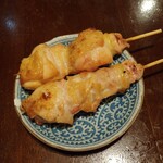 Yakitori Sumiya - 正肉　160円　　つくねに並ぶお勧めの品です。こちらも大きい生肉で炭火熱々提供が嬉しい！