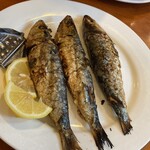 DUMBO RESTAURANTE - 料理写真:いわしのグリル