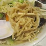 麺処 まるよし商店 - 太麺はこのくらい