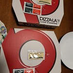 PIZZA-LA - お持ち帰りで1枚買うともう一枚付いてきます