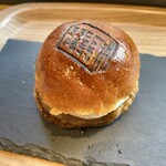ランプライトブックスカフェ - テリヤキ・ハンバーグ&目玉焼きのミニ・バーガー