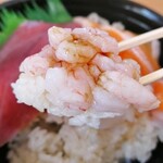 魚丼 - 
