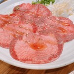 卸)新宿食肉センター極 - 