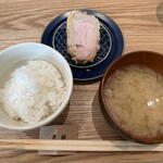 とんかつ成蔵 - 