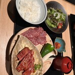 純和牛焼肉 無限亭。 - 