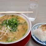 中華そば三丁目 - 中華そば、おむすび(2個入り)