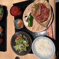 純和牛焼肉 無限亭。 - 