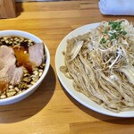 りきどう - 焙煎二色麺つけチャーシュー
      トッピング_ねぎ