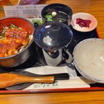 うな政 - ひつまぶし¥1,200