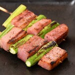asparagus bacon skewers