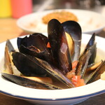 Beer steamed mussels from Ishinomaki, Miyagi Prefecture