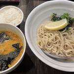 乃木坂ラーメン 東京食品 まる彦 - 