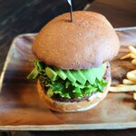 クラフターズ - アボカドバーガー