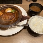 キッチン トーキョー - 煮込みハンバーグ定食