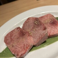 焼肉 黒田 - 