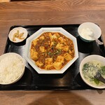 四川飯店 成都 - ランチ　麻婆豆腐