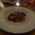 ファソラ - オーストラリア産グレインフェッド牛の赤ワイン煮（自家製パッパルデッレ）ハーフ