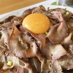 炉窯炭焼 肉バル ローツェ - ロースト牛タンカレー 1.5倍