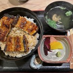 うなぎ割烹 きた八 - 鰻丼