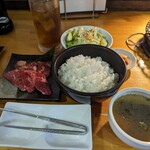 焼肉 すずや - 料理写真: