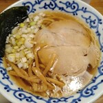 博多醤油ラーメン 月や - 