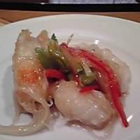 個室中華 頤和園 溜池山王店 - タラバ蟹とイカ・空豆の葱生姜炒め