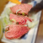 焼肉 鶯谷園 - 厚切り特上牛タン