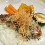 キッチン ブルー グローブ - 反対側から、茎わさびと野沢菜のクリームソースがたっぷり！