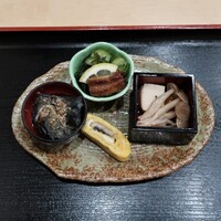 うなぎ割烹 白金台 まつ本 - 今月の前菜　1,500円
