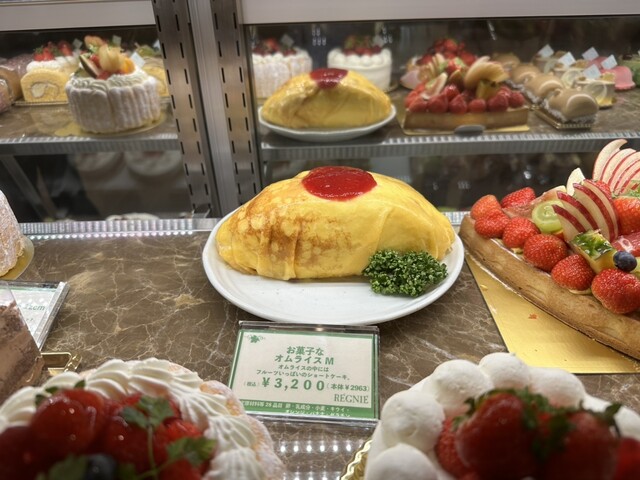 口コミ一覧 : レニエ ラ コリーヌ エトワール （REGNIE La Colline Etoiles） - 星ケ丘/ケーキ [食べログ]
