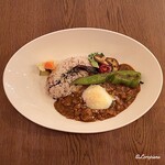 BRASSERIE Bord de mer - 豚肉と福耳唐辛子のキーマカレー