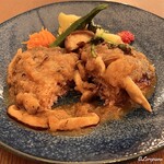 BRASSERIE Bord de mer - たっぷりの霙卸しに覆われたハンバーグ