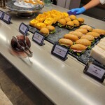 Royal Orchid Lounge - 