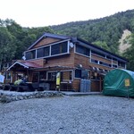 わさび平小屋 - 全景