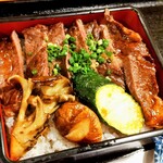 茶寮 ふ川 - 牛ステーキ重