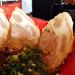 大学ラーメン - チャーシュー麺。