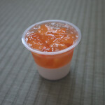 くろもじ庵 - ◉季節の果物と黒文字プリン／480円税込