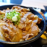 紀州和華牛研究所 - 2022年8月　当たり前やけどチェーンの牛丼とは比べ物にならん！(ﾟдﾟ)ｳﾏｰ