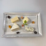 Dining Bar ENCIATE - 本日のチーズ3種盛り